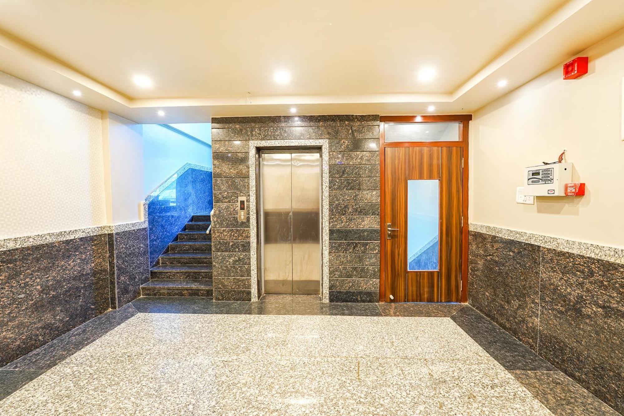 Fabhotel Grand Falcon Bangalore Eksteriør bilde