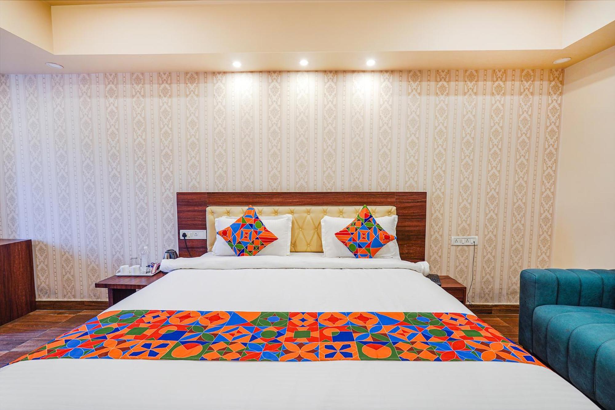 Fabhotel Grand Falcon Bangalore Eksteriør bilde